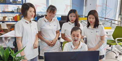 ����(w��)����